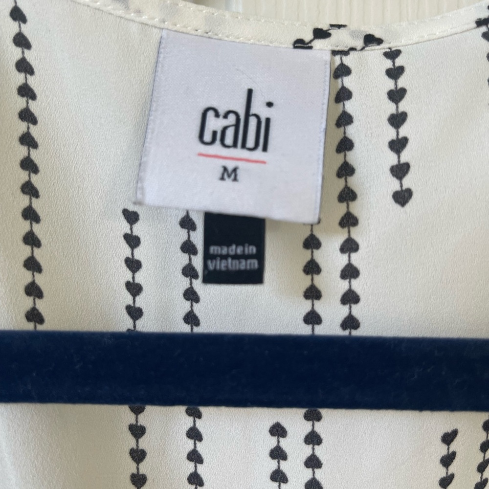 Cabi Devoted Pullover Blouse - M - Picture 2 of 6